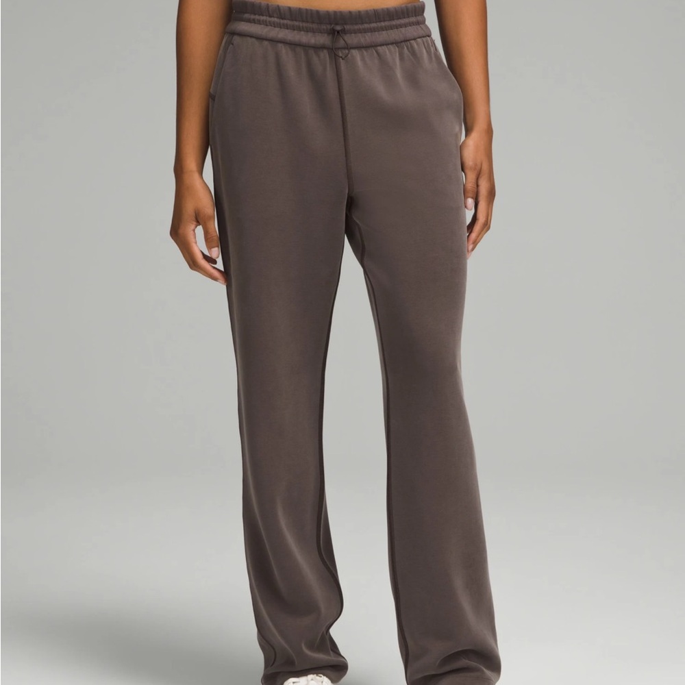 lululemon athletica - SOFTSTREME HIGH RISE PANT (REGULAR)